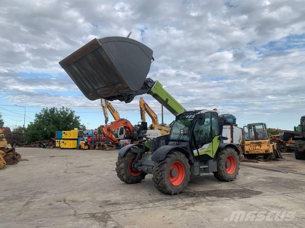 CLAAS Scorpion 732 農業用テレハンドラー