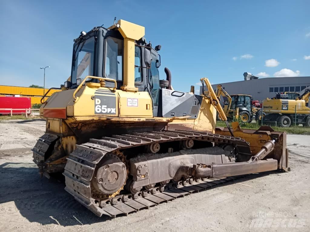 Komatsu D 65 PX-15 ブルドーザー