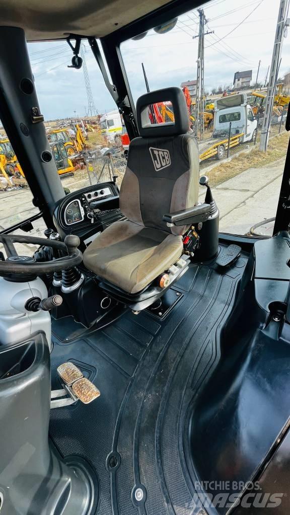 JCB 3 CX ECO バックホーローダー