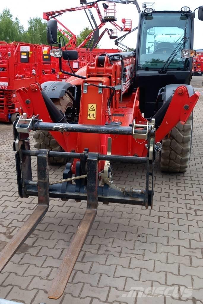 JCB 540-140 テレスコーピックハンドラー