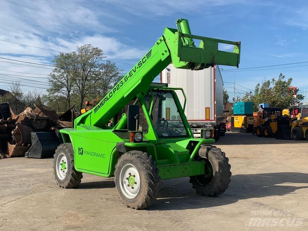 Merlo P23.6 EV-SC 農業用テレハンドラー