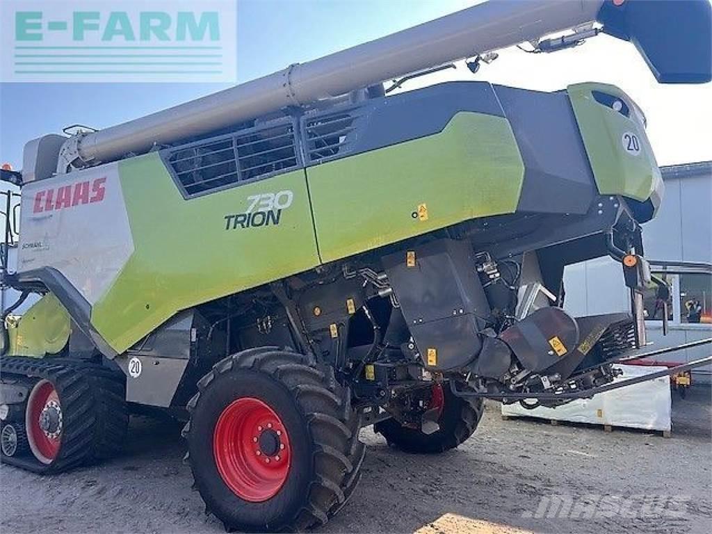 CLAAS trion 730tt コンバイン