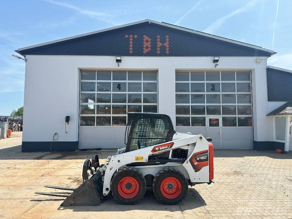 Bobcat S 450 スキッドステアローダー