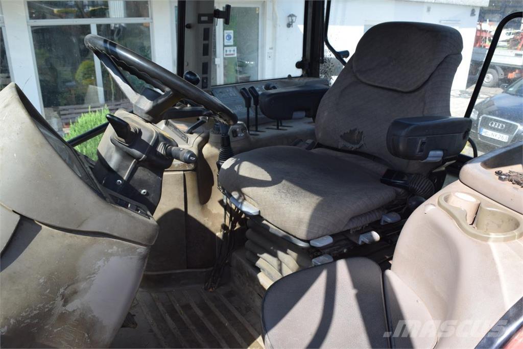 Case IH MXM 130 トラクター