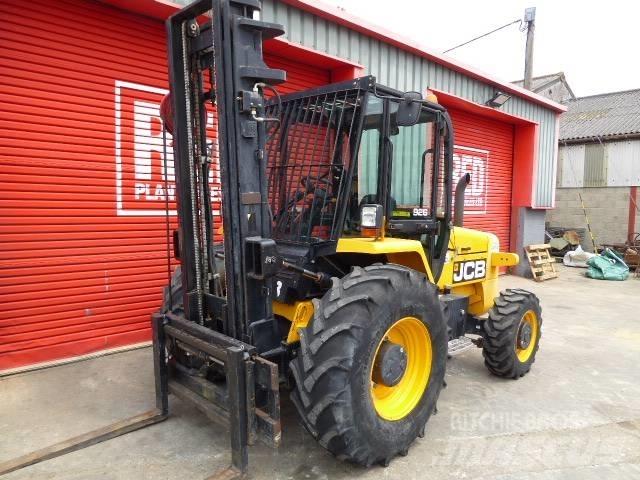 JCB 926 ラフターテレントラック