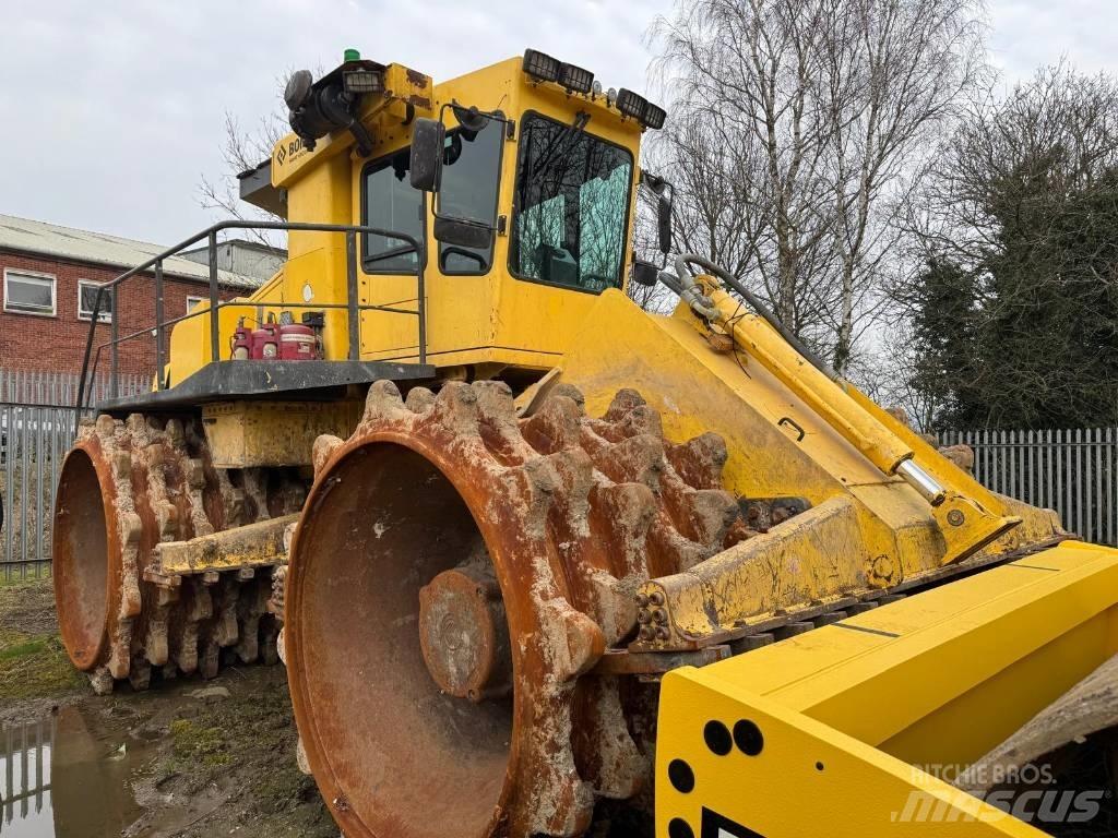Bomag BC 972 RB-4 廃棄物コンパクター