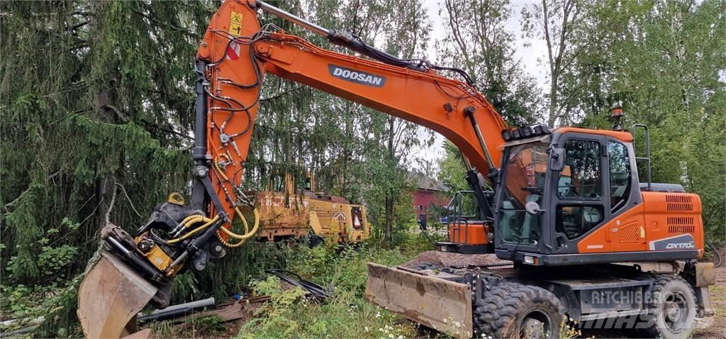 Doosan DX170W ホイール式油圧ショベル（パワーショベル・ユンボ・バックホー）