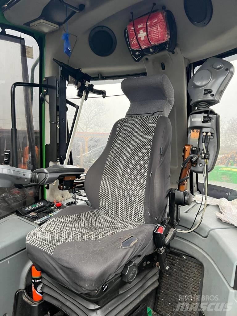 John Deere 1170 E ハーベスター