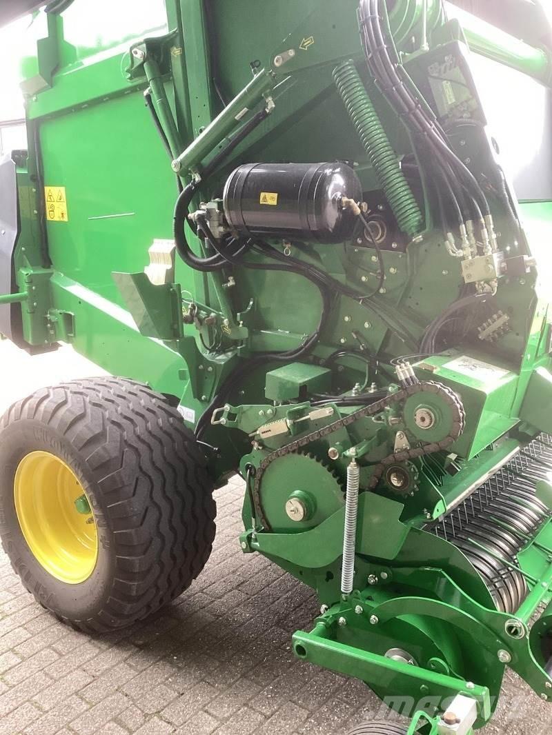 John Deere V461M ラウンドベーラー