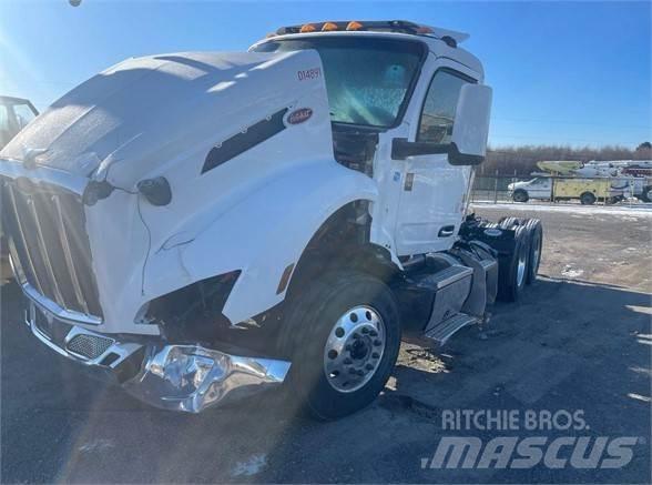 Peterbilt 579 中古トラクターヘッド | トレーラーヘッド