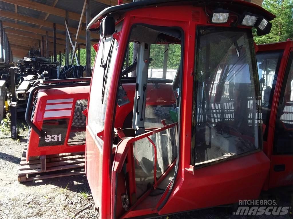 Komatsu 875 キャビン及び内装