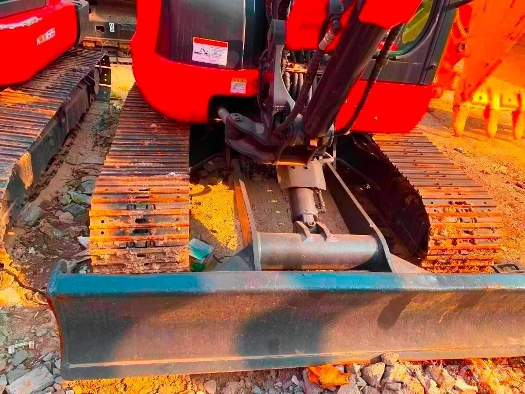 Kubota KX 163-5 ミニ油圧ショベル 7t以下（ミニユンボ・ミニディガー）