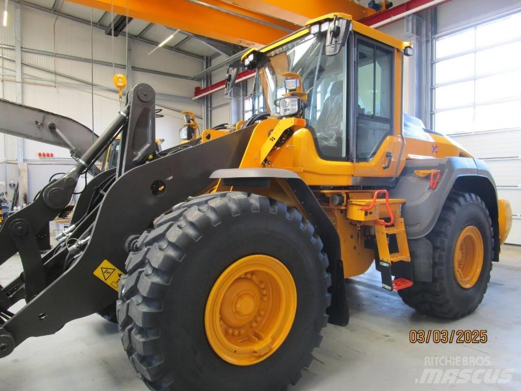 Volvo L 110 H2 ホイールローダー・タイヤショベル