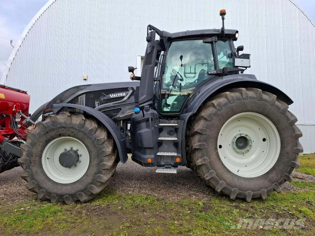 Valtra Q 305 トラクター