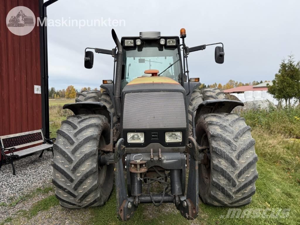 Valtra Valmet 8350-4 トラクター