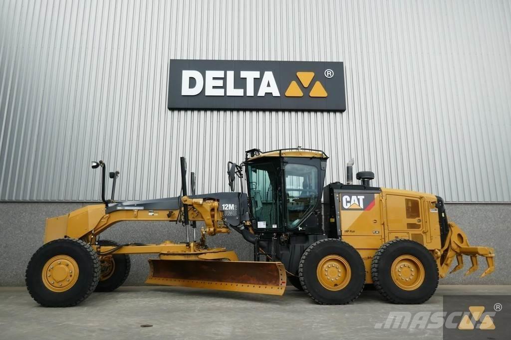 CAT 12M2 AWD モーターグレーダー