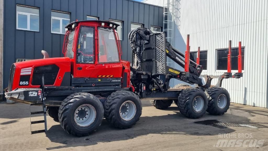Komatsu 855 フォワーダー