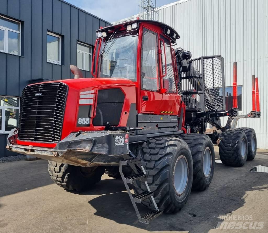 Komatsu 855 フォワーダー