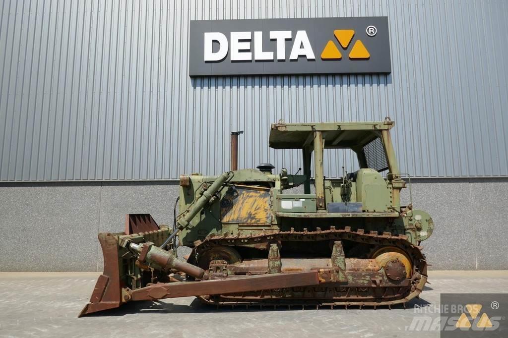 CAT D7F Ex-army ブルドーザー
