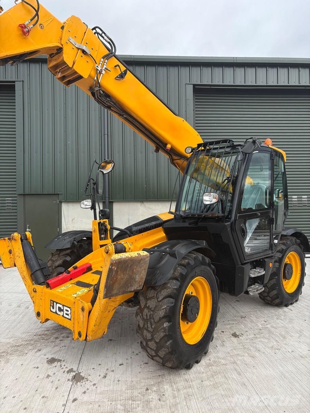 JCB 540V140 テレスコーピックハンドラー