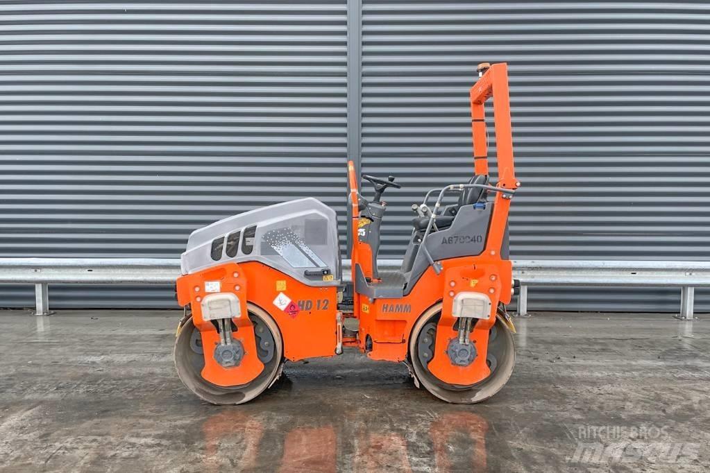 Hamm HD 12 VV タンデムローラ