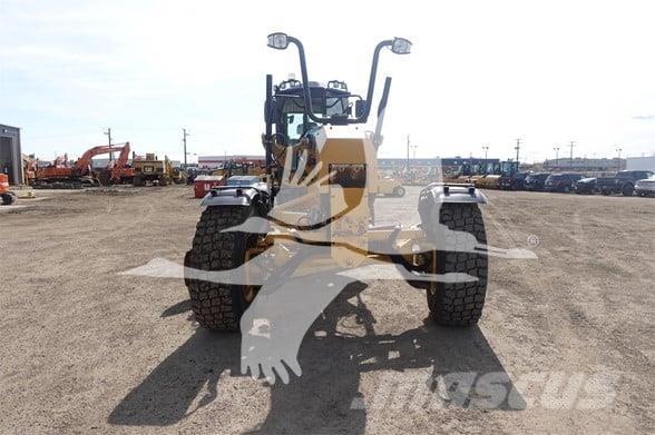 CAT 140 AWD モーターグレーダー