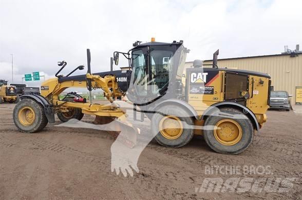 CAT 140M モーターグレーダー