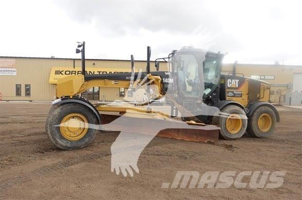 CAT 140M AWD モーターグレーダー