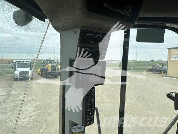 CAT 966M ホイールローダー・タイヤショベル