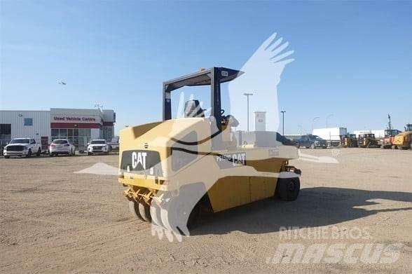CAT PS-150C タイヤローラ