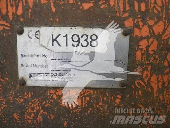 NPK C8C C8100 プレートコンパクター