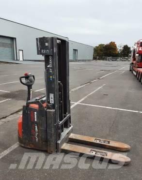 Toyota BT SWE 160 L ハンド　パレットトラック