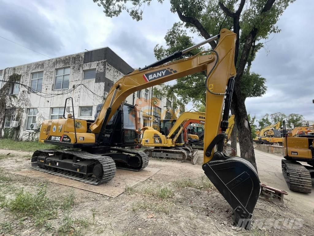 Sany SY 135 C 大型油圧ショベル12t以上（パワーショベル・ユンボ）