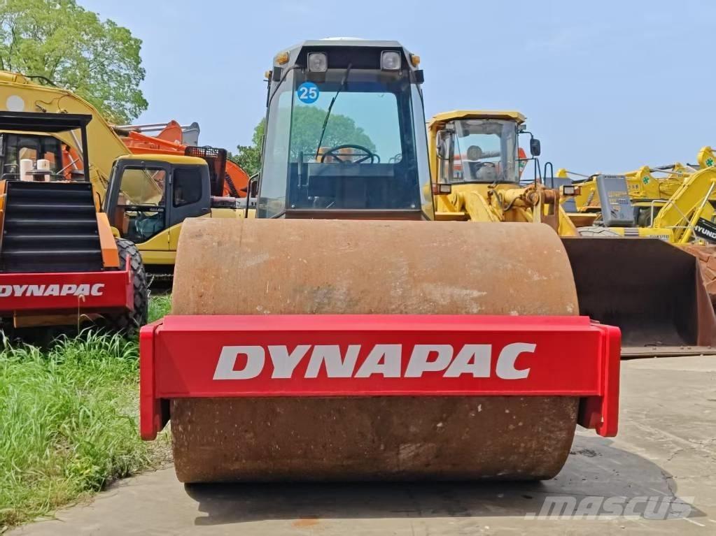 Dynapac CA 25 D 振動ローラ