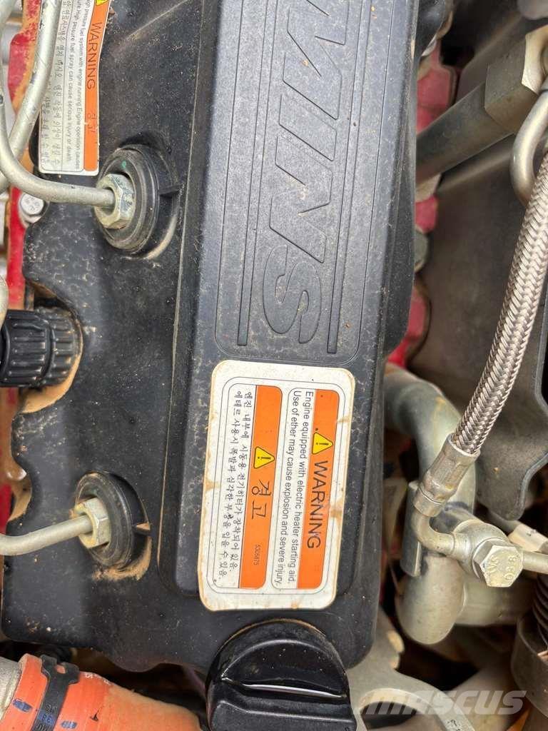 Hyundai HC130ALCR 特殊油圧ショベル