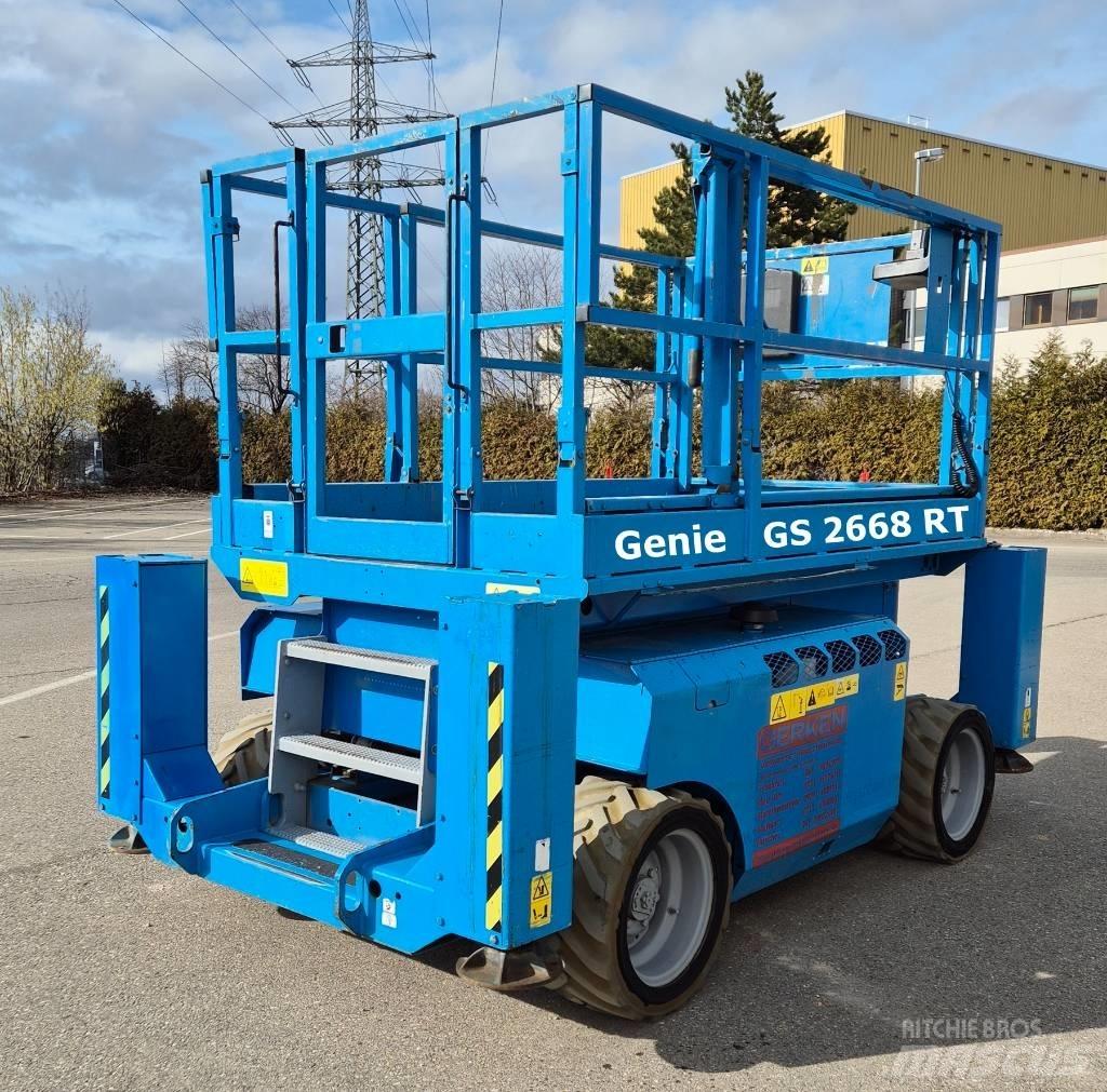 Genie GS 2668 RT シザースリフト