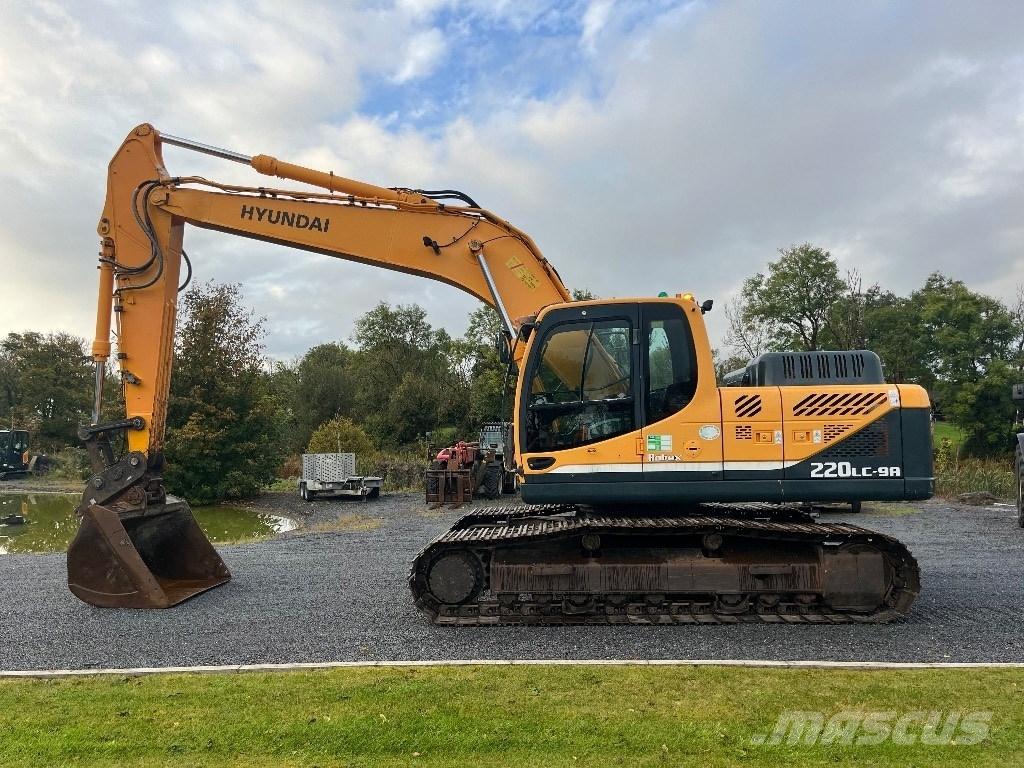 Hyundai 220LC-9A 大型油圧ショベル12t以上（パワーショベル・ユンボ）