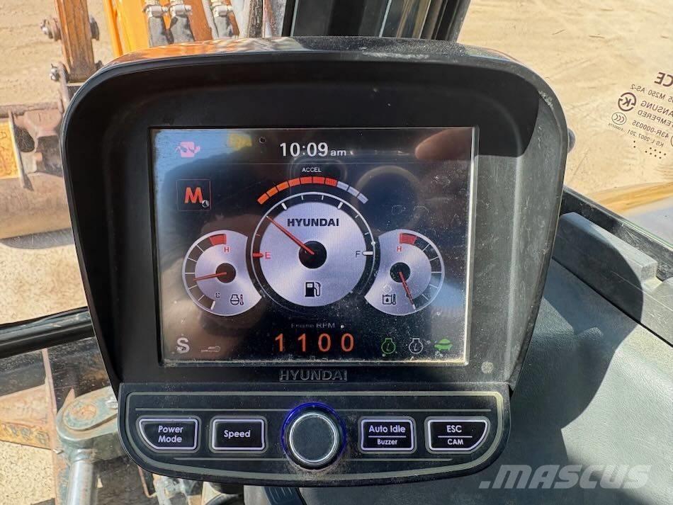 Hyundai R 80 CR-9A 中型油圧ショベル 7ｔ-12ｔ（ユンボ・パワーショベル・バックホー）