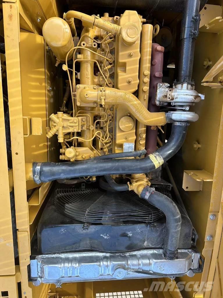 CAT 320 C L 大型油圧ショベル12t以上（パワーショベル・ユンボ）