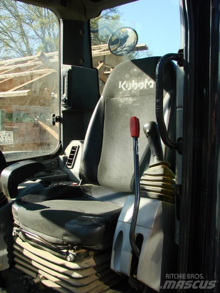 Kubota U 55-4 ミニ油圧ショベル 7t以下（ミニユンボ・ミニディガー）