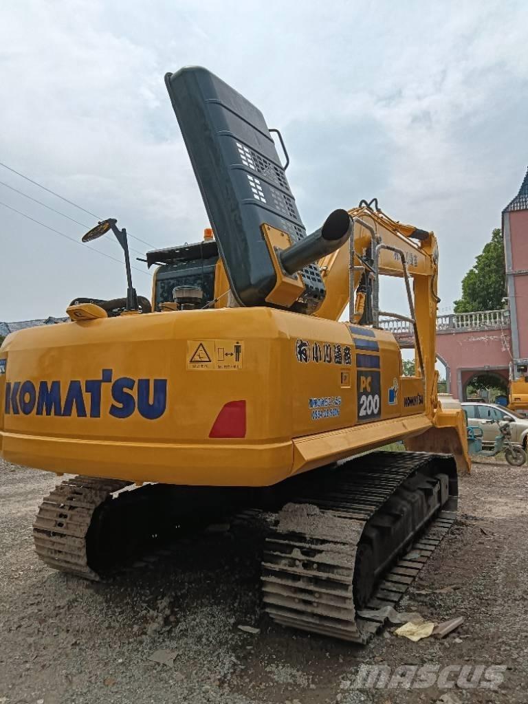 Komatsu PC 200-8 大型油圧ショベル12t以上（パワーショベル・ユンボ）