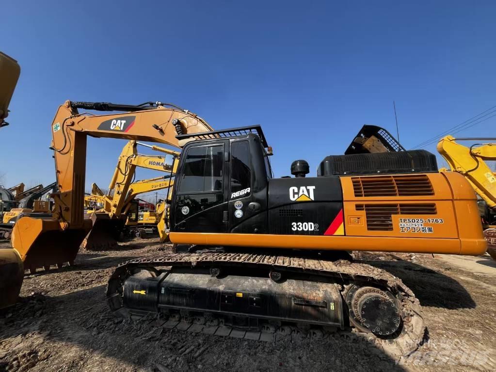 CAT CAT330D2 中型油圧ショベル 7ｔ-12ｔ（ユンボ・パワーショベル・バックホー）