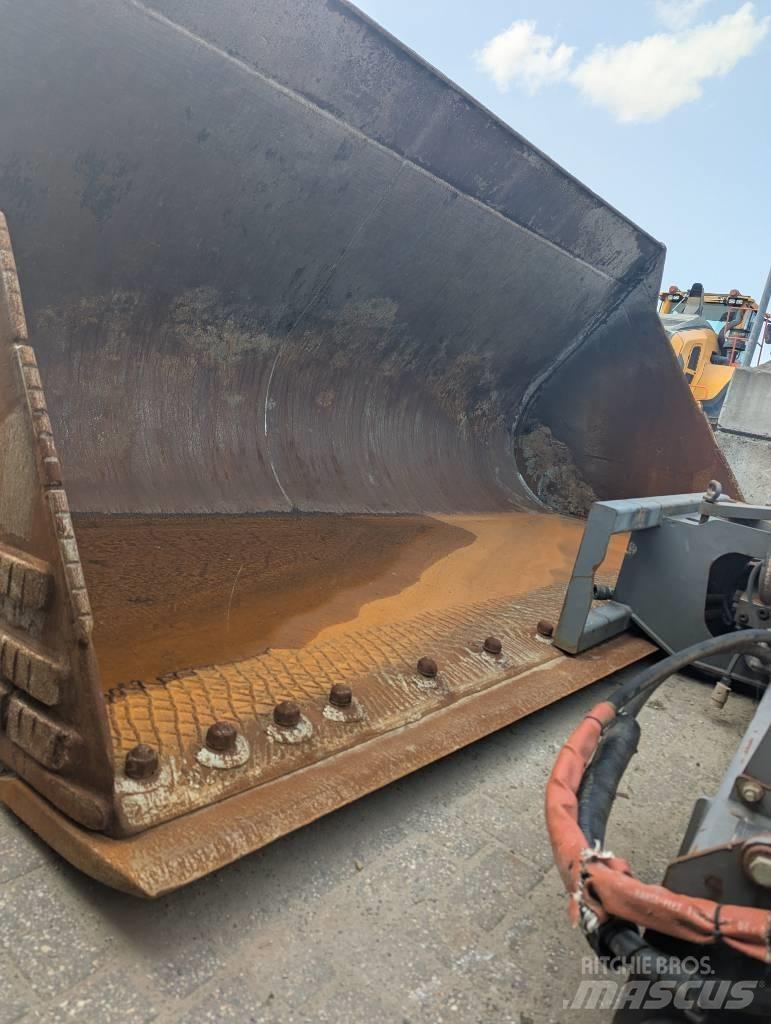 Volvo L 350 H バケット