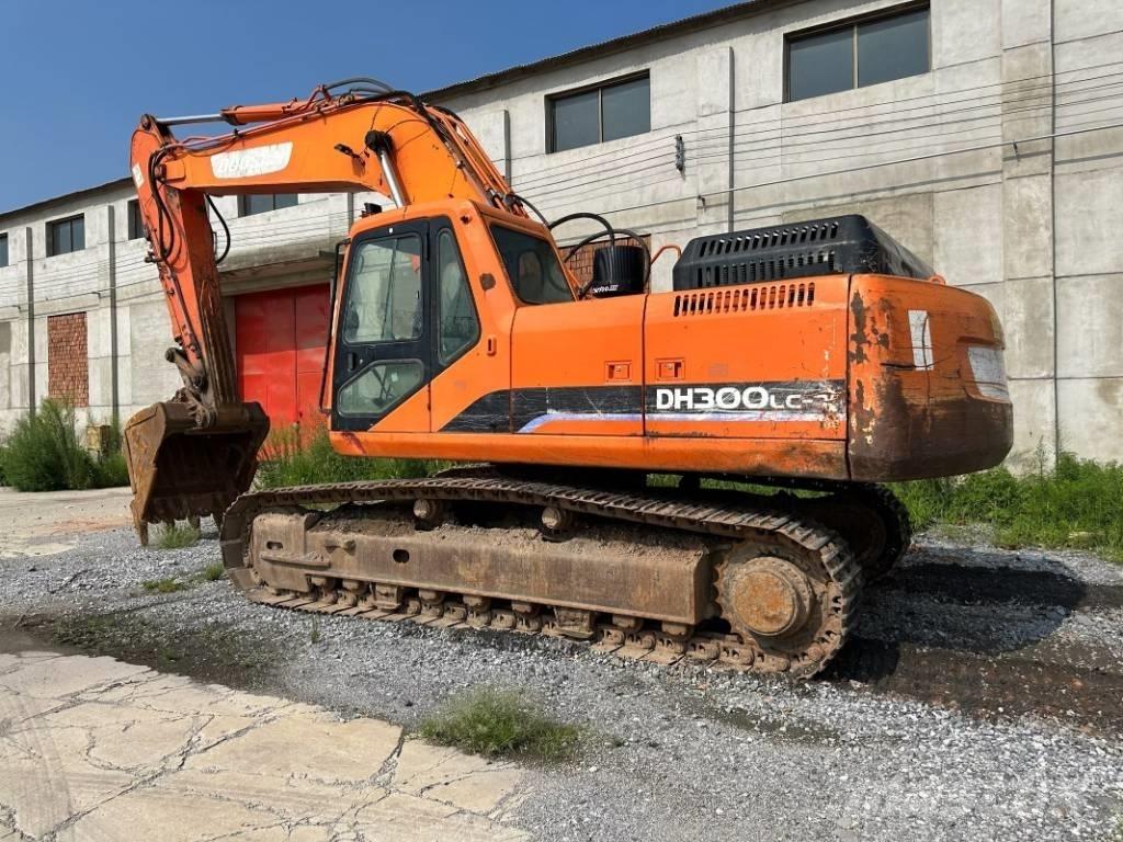 Doosan DH300 大型油圧ショベル12t以上（パワーショベル・ユンボ）