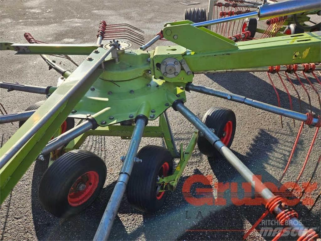 CLAAS Liner 1550 ウィンドローア/レーキ