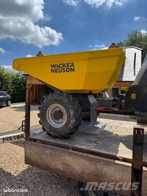 Wacker Neuson 3001 S アーティキュレート式ダンプトラック