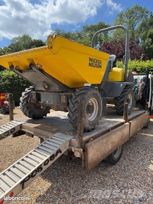 Wacker Neuson 3001 S アーティキュレート式ダンプトラック