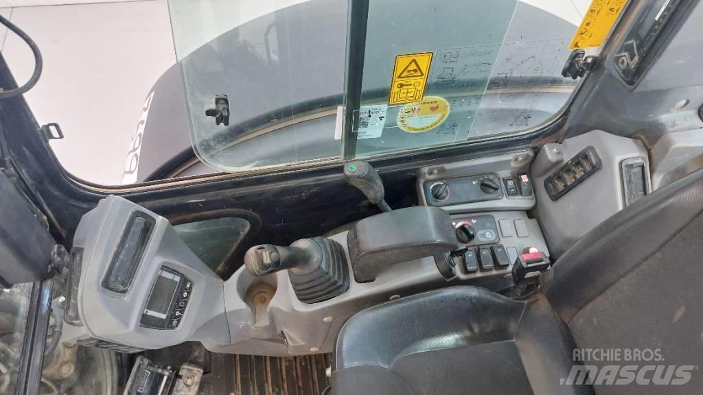 Kubota U 48-4 ミニ油圧ショベル 7t以下（ミニユンボ・ミニディガー）