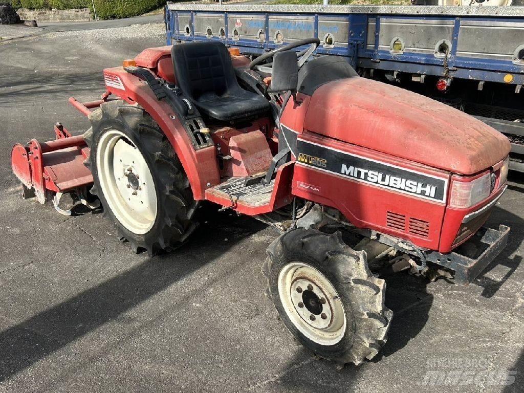 Mitsubishi MT205 トラクター