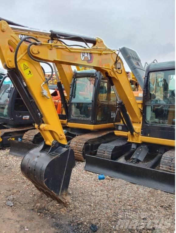 CAT 305.5 E2 大型油圧ショベル12t以上（パワーショベル・ユンボ）